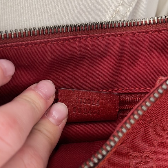 Gucci Red Shoulder Bag - Picture 6 of 6